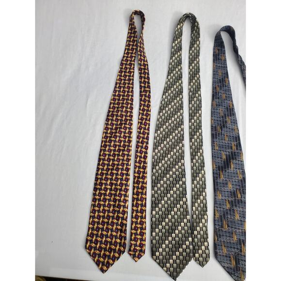 Mens Ties Lot Of 4 Bill Blass Ted Lapidus Croft & Barrow Structure Silk Formal - Picture 5 of 11